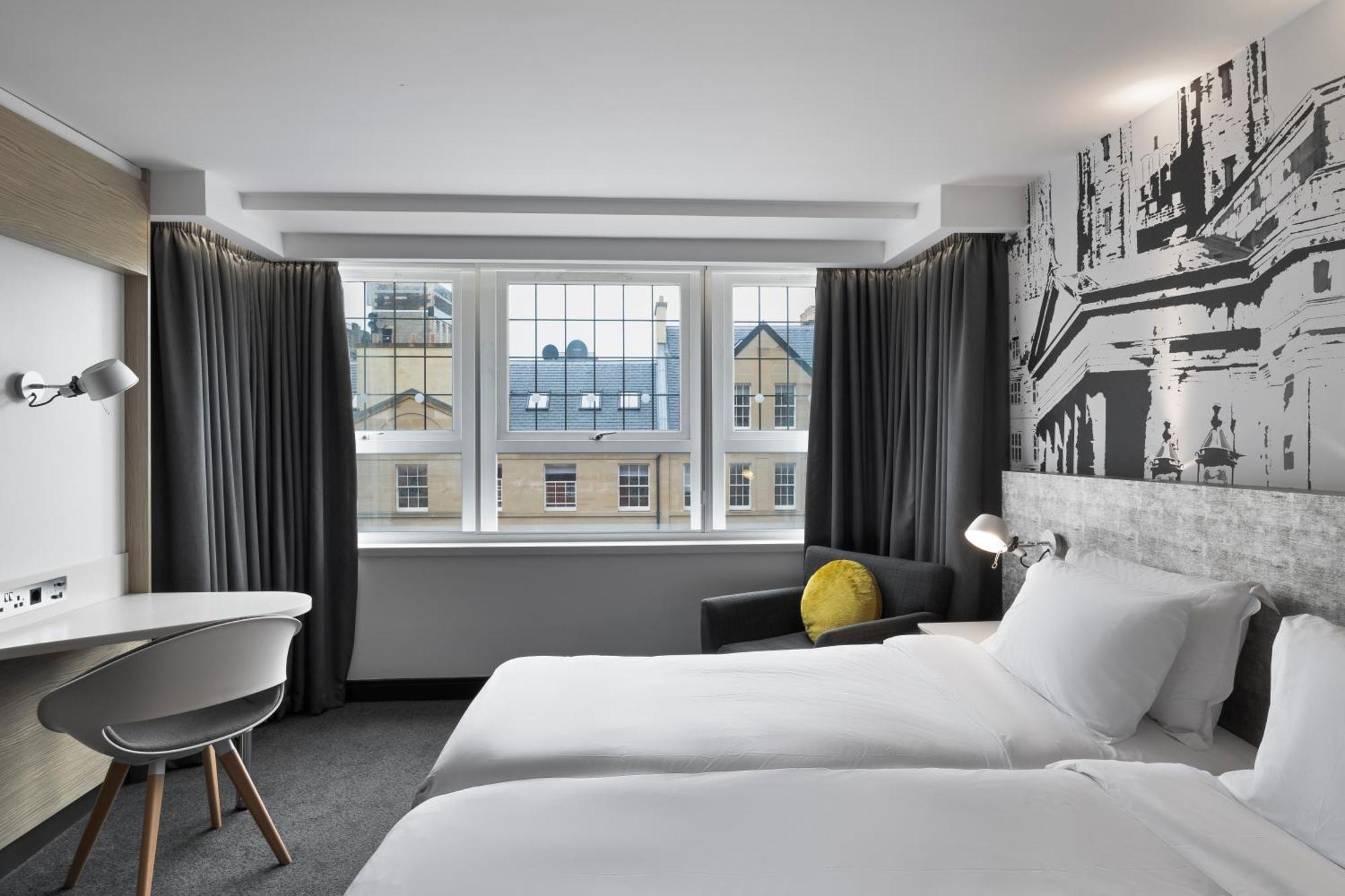 Superior Room Hill View